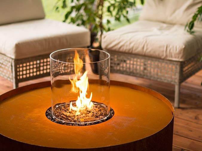 Terrassentisch mit Gaskamin