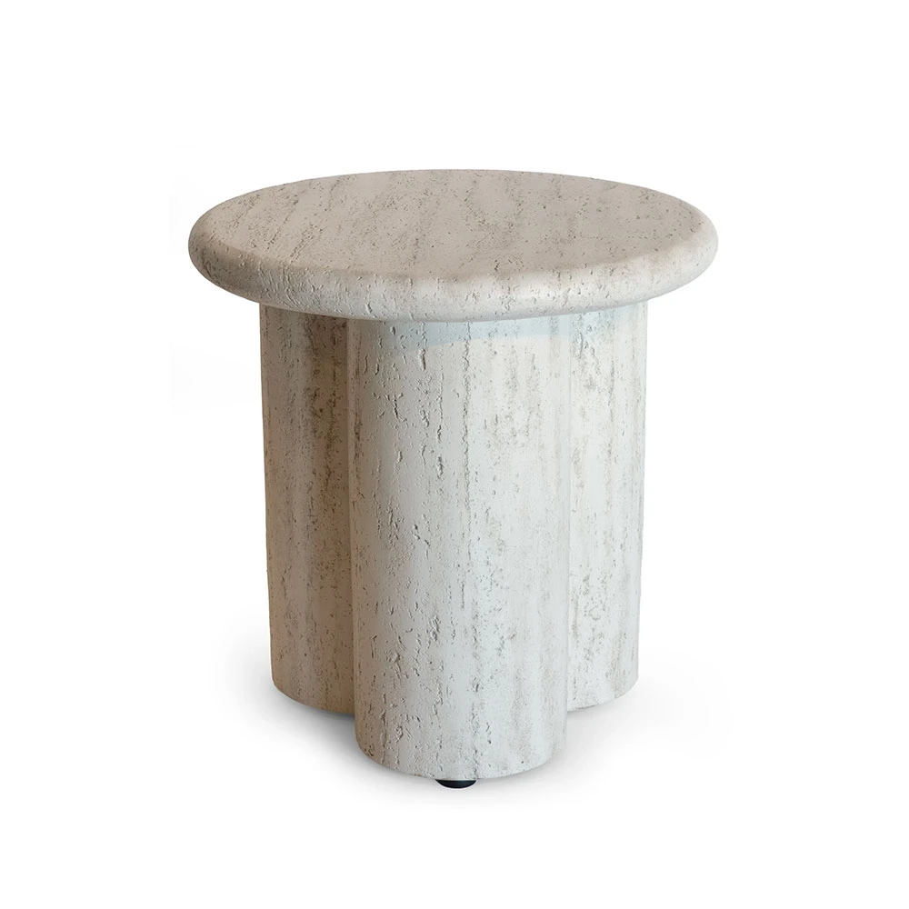 Seitentisch Rib Travertin von Happy Cocooning – 45 cm gerippter Verbundstoff Outdoor-Akzenttisch