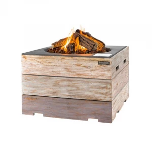 Quadratischer Gaskamin aus Teakholz