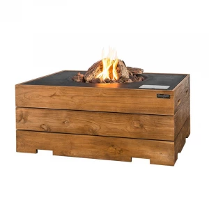 Gartentisch mit eingebautem Gaskamin
