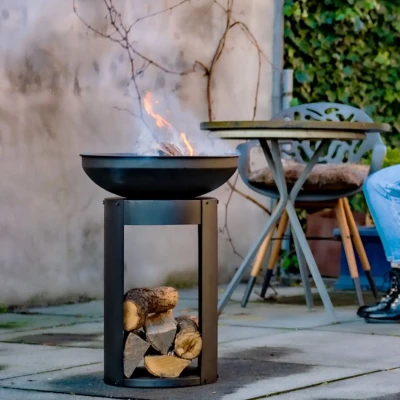 Arizona Feuerschale mit Holzlagerung