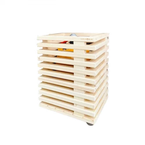 Gasflaschenabdeckung aus neuen Brettern